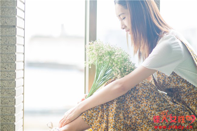 流氓艳遇记最新,流氓艳遇记，一场都市的迷离之旅，都市迷离之旅，流氓艳遇记最新篇章